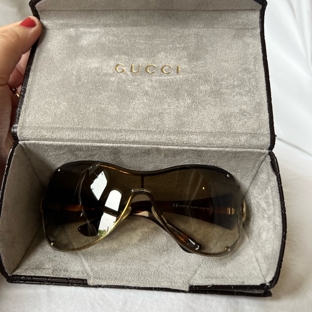 Gucci GG sunglasses